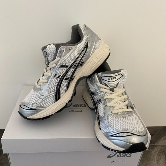 ASICS Gel-Kayano 14 Silver Cream Black Mens 9.5